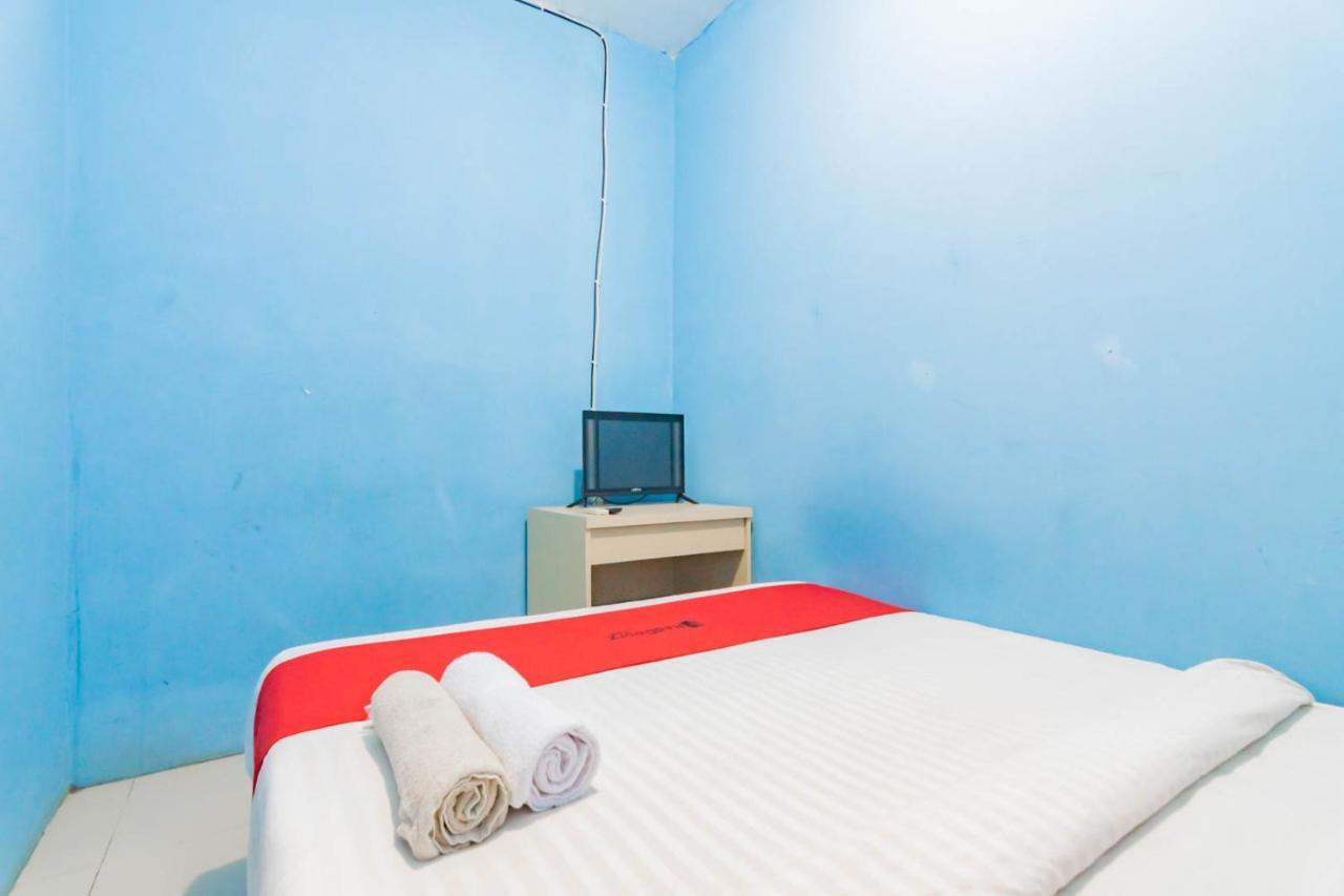 RedDoorz Syariah At Jl Pangeran Hidayatullah Cianjur Hotel Luaran gambar
